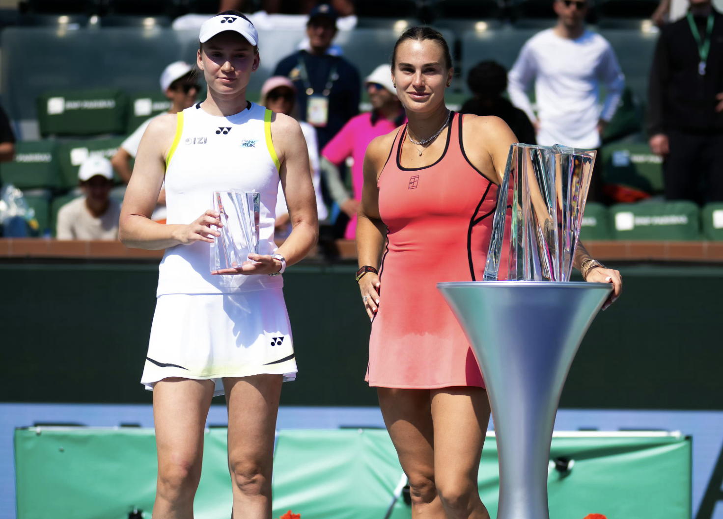 开云体育官网-将世界第1打到摔球拍！26岁美女连赢12次TOP10遭终结 曾遭咸猪手