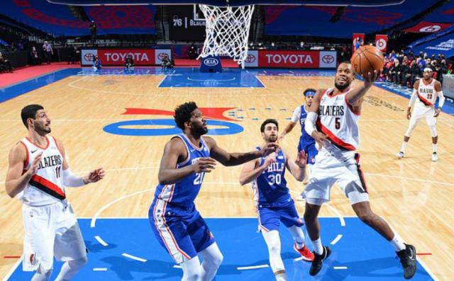 开云体育官网-没有队内超巨利拉德 开拓者众志成城爆冷击败76人